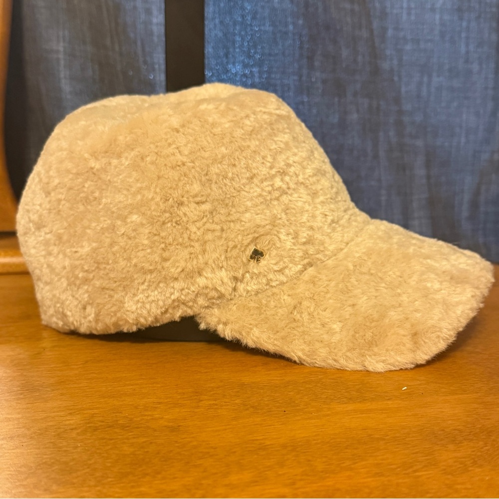 NWOT Kate Spade Beige Fur Hat with Gold Logo